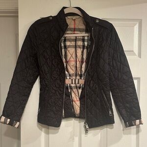 Burberry Black Quilted Puffer Jacket with Signature Check Lining